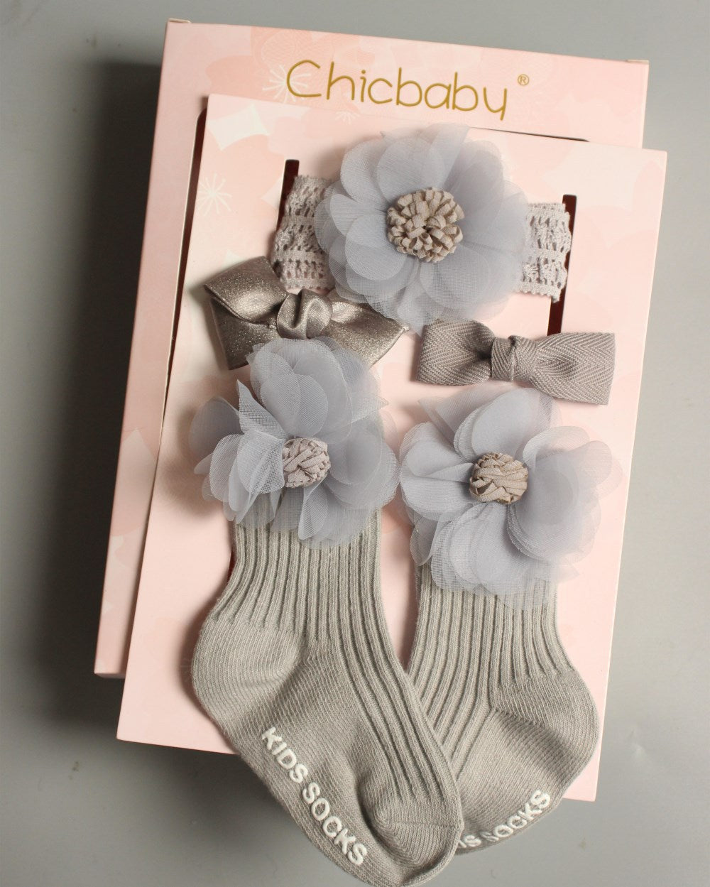 Épingles nœud dessin animé carreaux + chaussettes enfants – mignon tendance