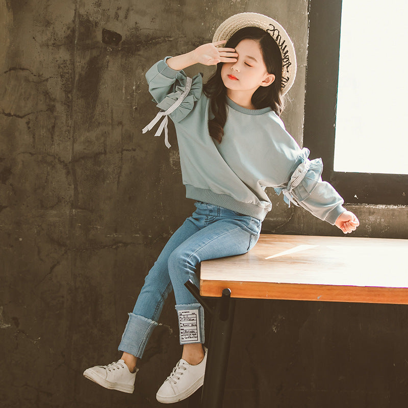 Costume enfant en jean avec manches en dentelle – ensemble pantalon, style chic