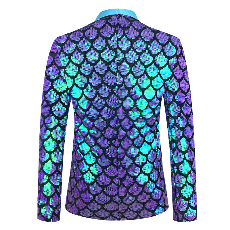 Costume pour homme en velours coloré à paillettes et à écailles.