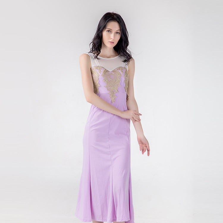 Robe longue sirène ajourée à col rond – style élégant, taille haute