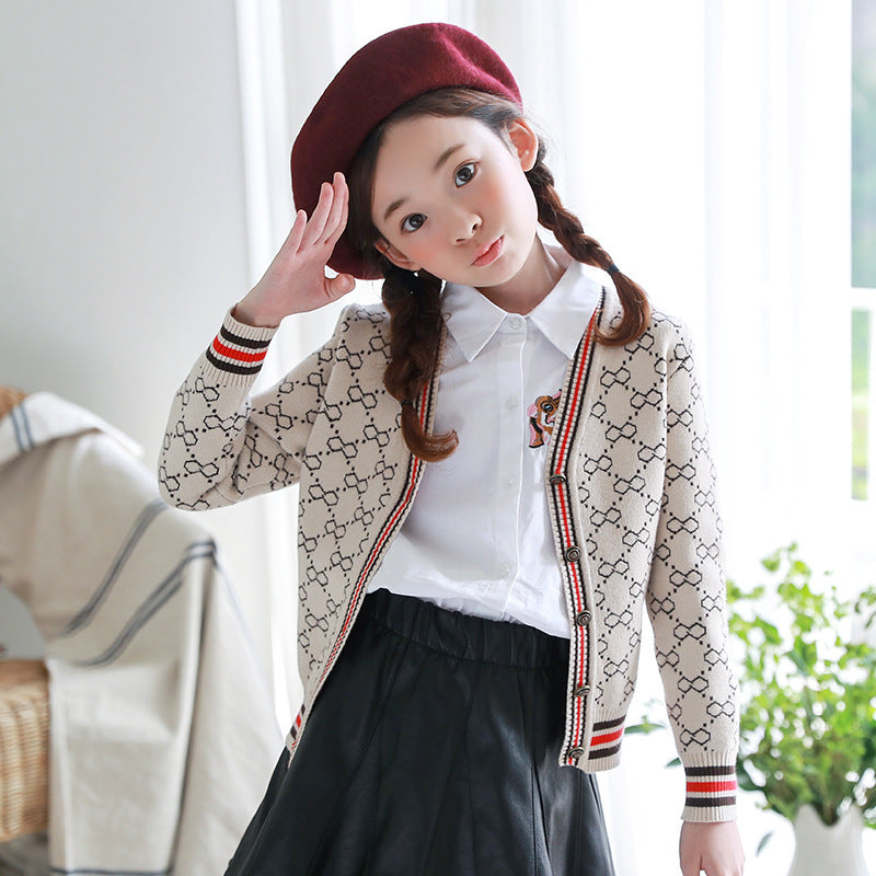 Cardigan tricot enfant col V café – viscose boutonnage simple