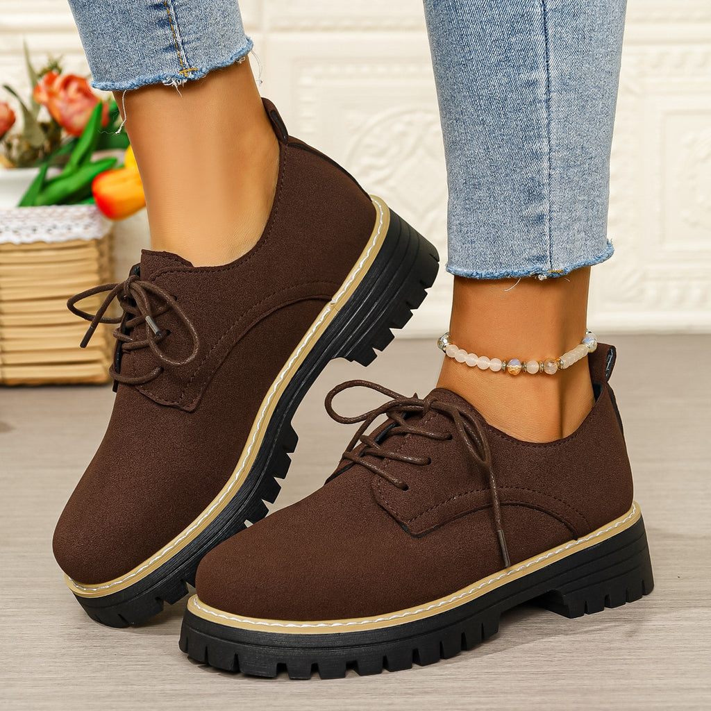 Chaussures élégantes de style professionnel pour femmes grande pointure