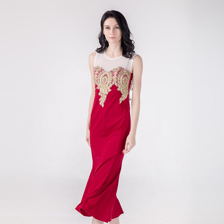 Robe longue sirène ajourée à col rond – style élégant, taille haute