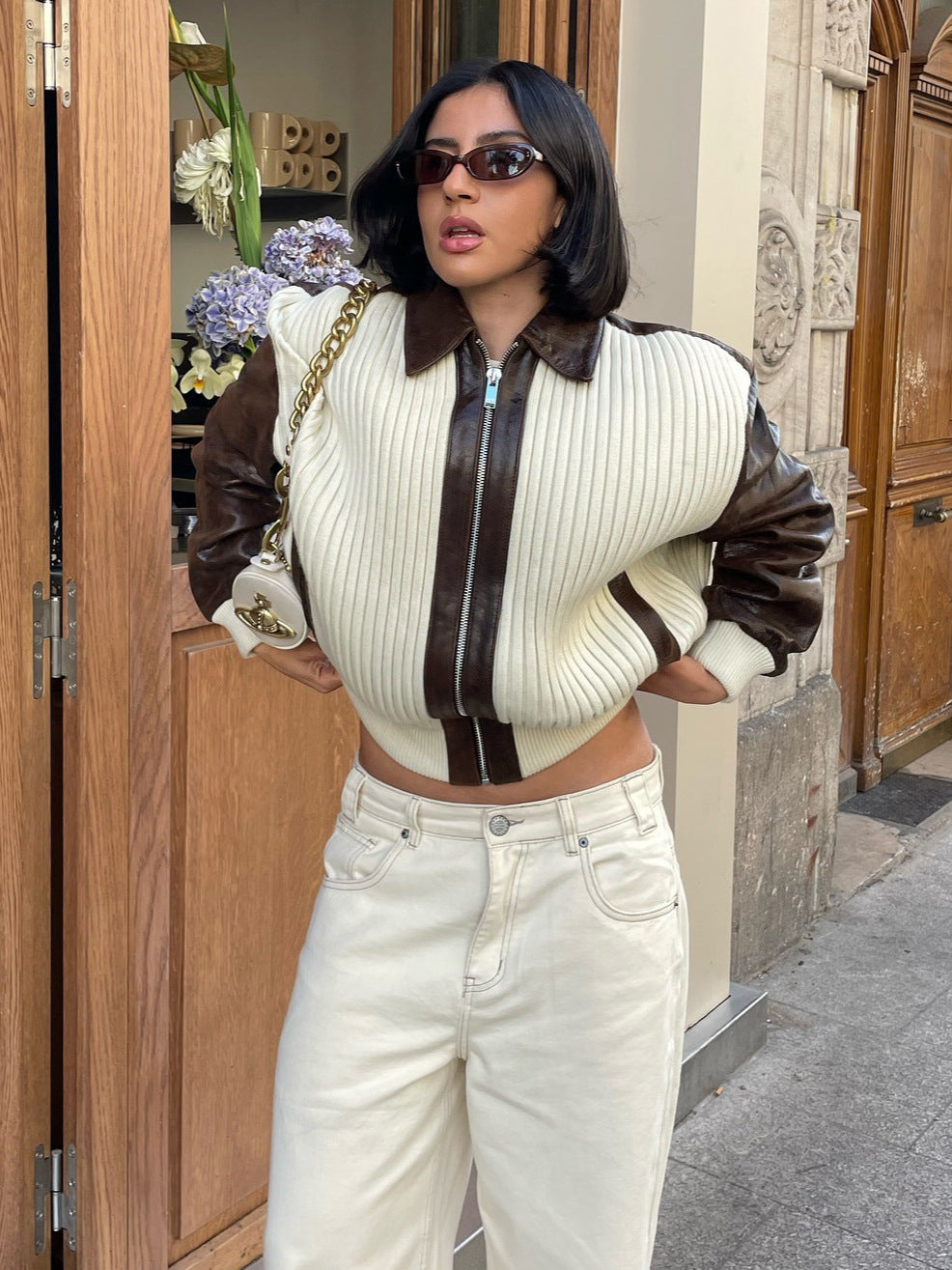 Veste patchwork maille et cuir femme, chic et tendance mode.