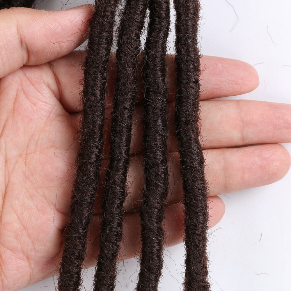 Tresses courtes pour homme style « dirty braids »