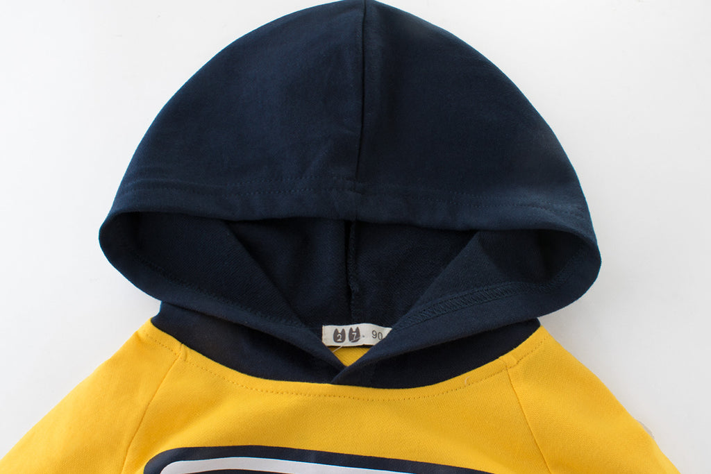 Sets vêtements enfants tendance.