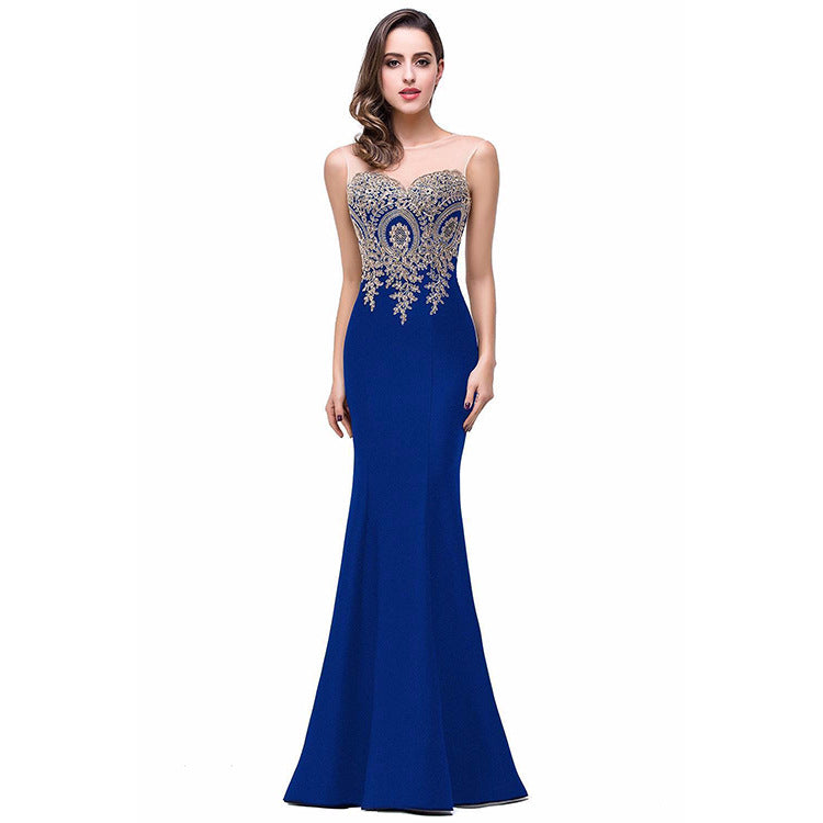 Robe longue sirène ajourée à col rond – style élégant, taille haute