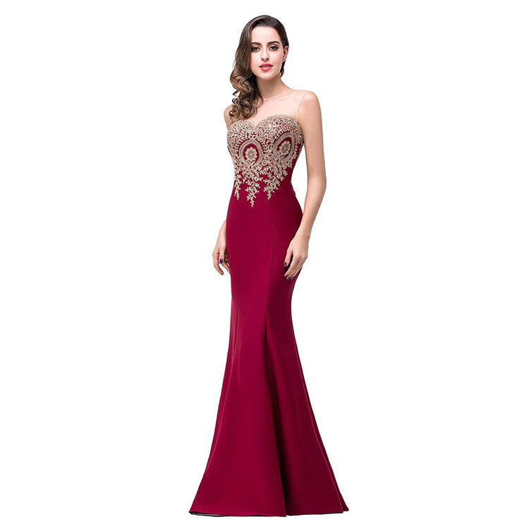 Robe longue sirène ajourée à col rond – style élégant, taille haute