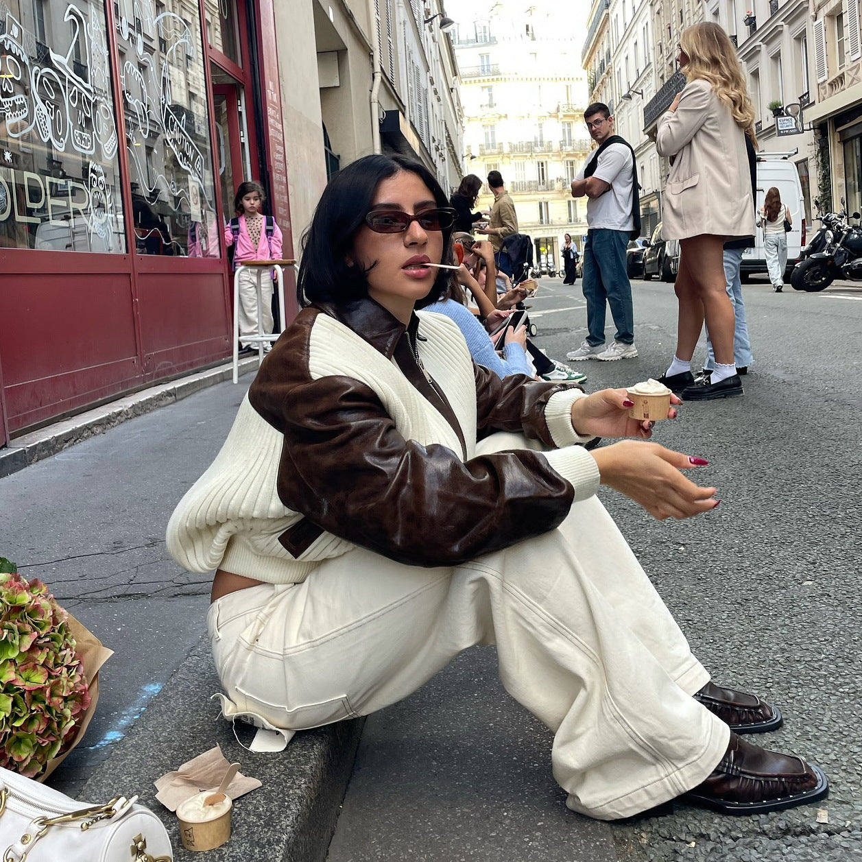 Veste patchwork maille et cuir femme, chic et tendance mode.