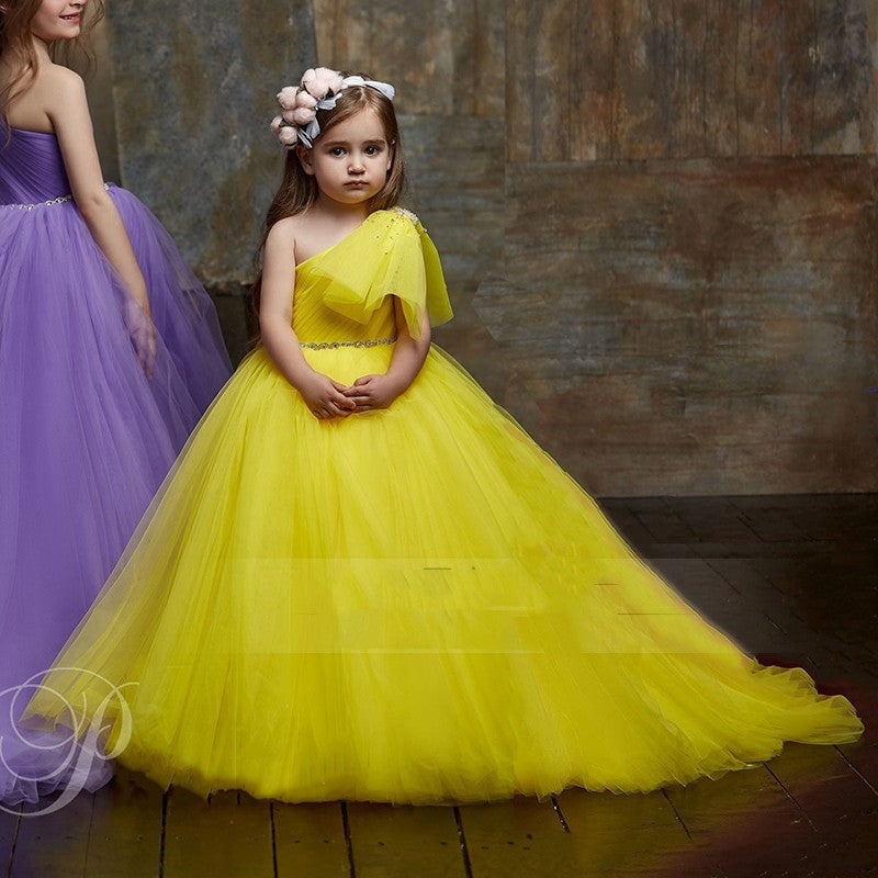 Vêtements pour défilé de mode et performance