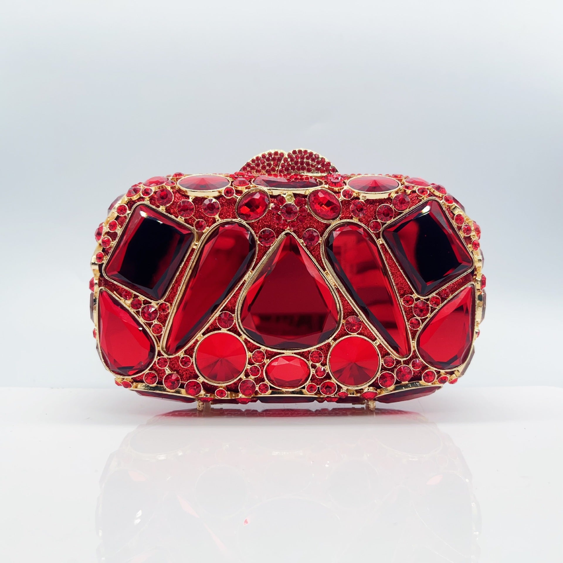 Pochette cristal diamant incrusté, chic pour femmes.