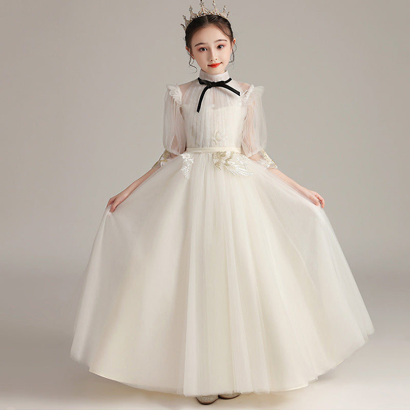 Robe de mariée en dentelle pour enfant