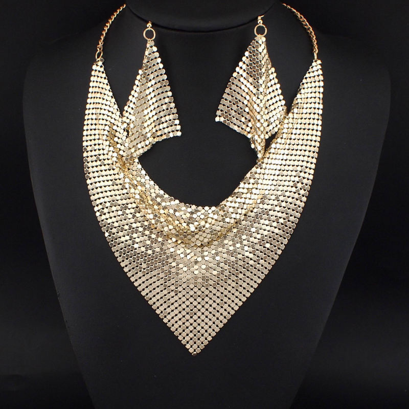 Écharpe soie sequins Oumei Liang – collier pendentif, boucles d’oreilles set festif