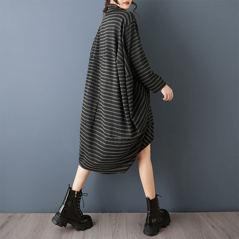Robe femme décontractée col haut asymétrique – polyvalente et stylée.