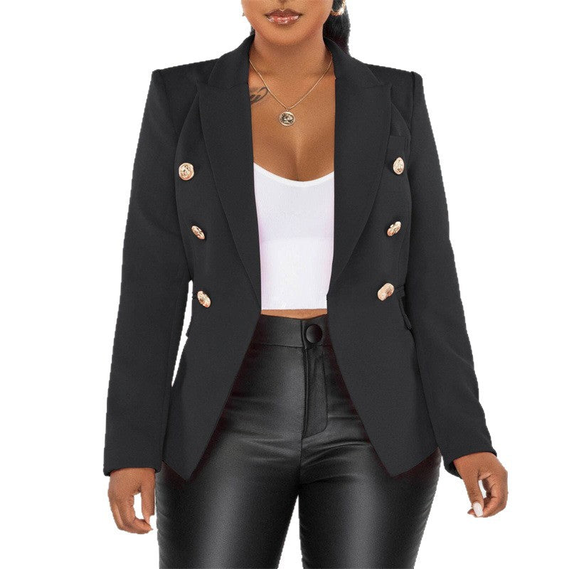 Veste tailleur petite taille femme moderne et flatteuse.