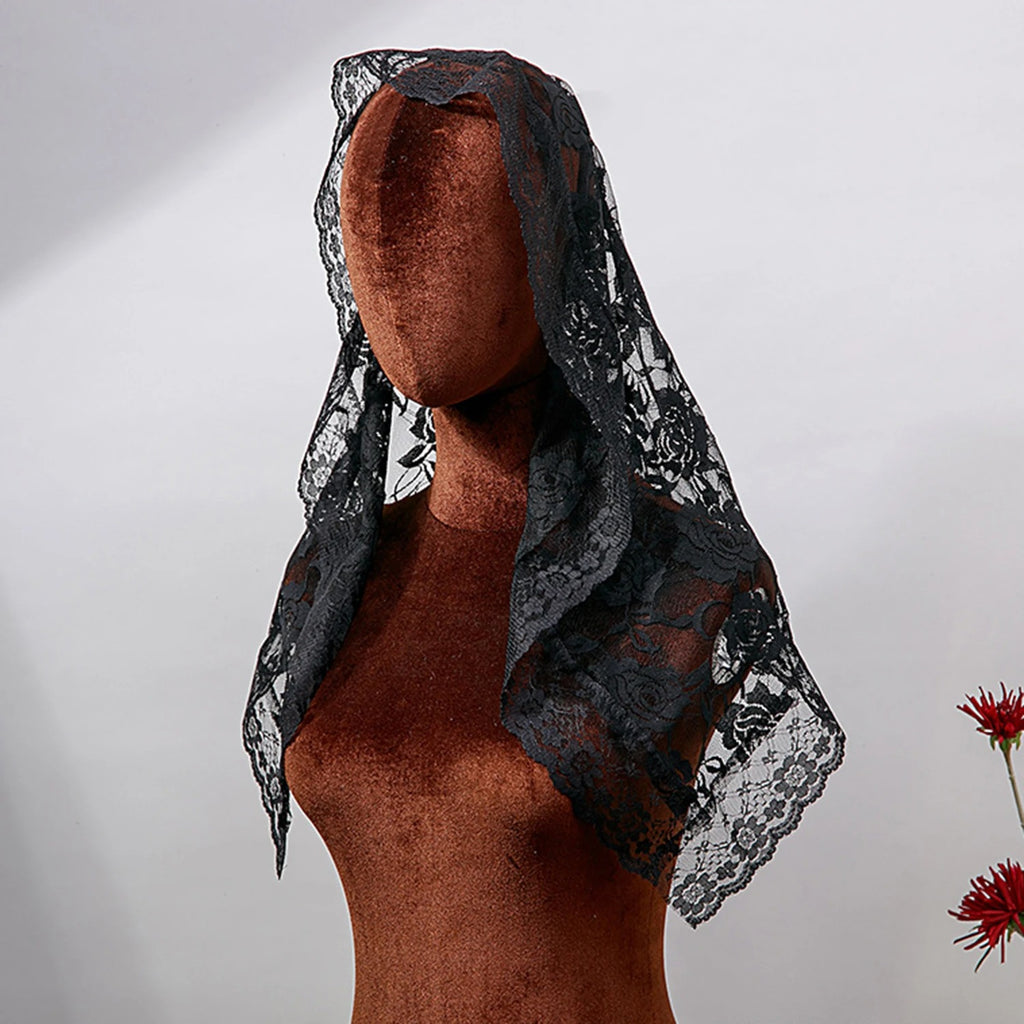 Lace bridal veil – elegant accessory for wedding, church, and evening