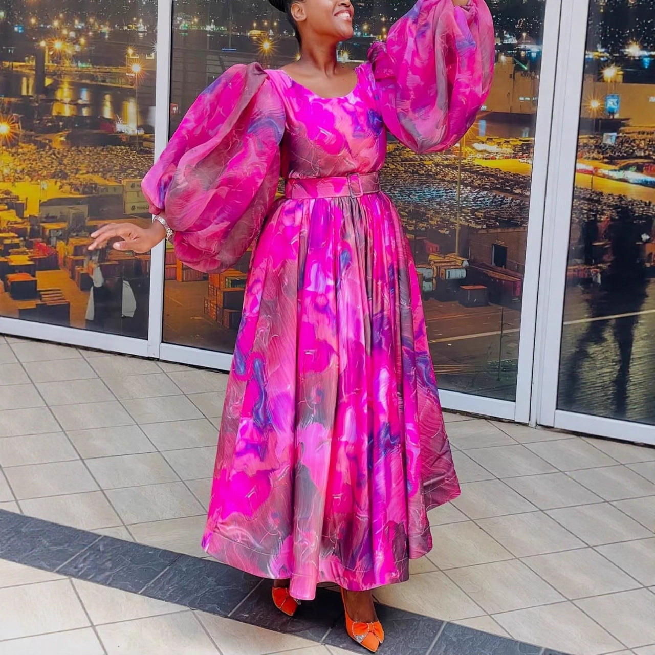 Robe chic imprimée commuting, accents nœuds raffinés