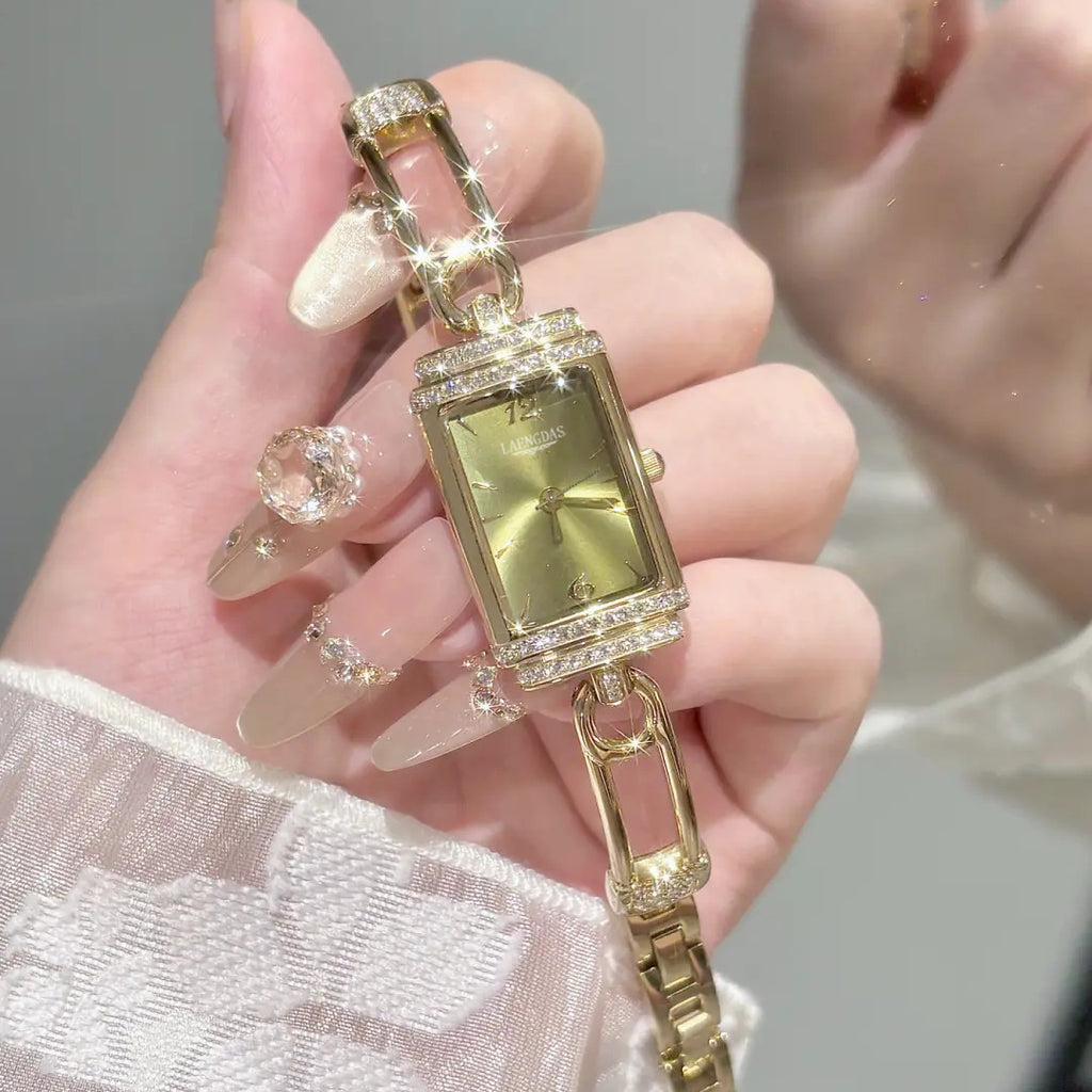 Montre femme petite style épingle 2026 – niche raffinée et minimaliste