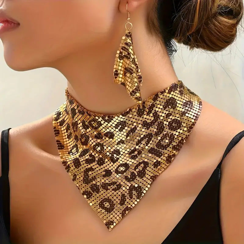 Écharpe soie sequins Oumei Liang – collier pendentif, boucles d’oreilles set festif