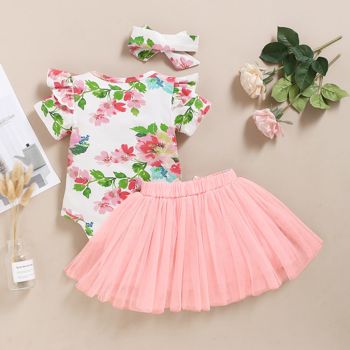 Ensemble bébé fille 3 pièces rose – combinaison, jupe et bandeau en coton