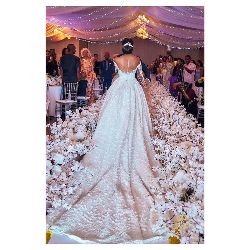 ROBE DE MARIÉE PERSONNALISÉE DENTELLE BLANC PERLES – COUPE 3D SUR MESURE