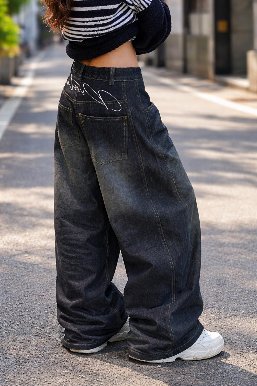 JEAN FEMME STYLE AMÉRICAIN – DENIM RÉTRO DÉLAVÉ CARGO TAILLE HAUTE