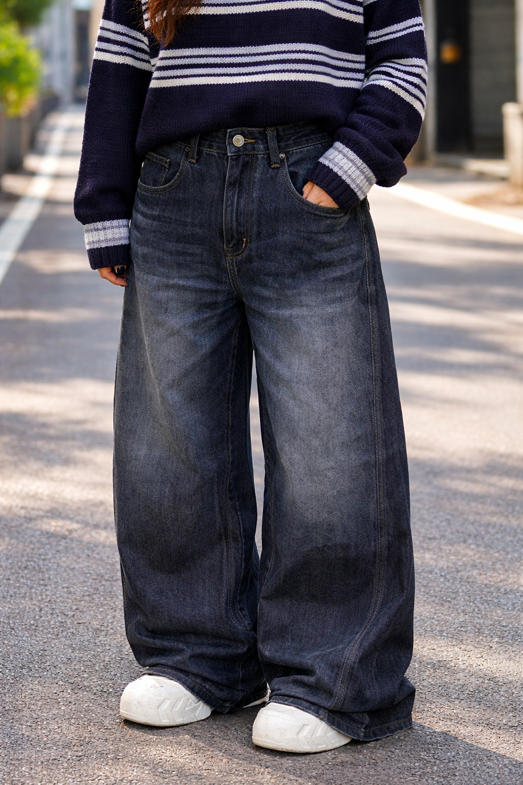 JEAN FEMME STYLE AMÉRICAIN – DENIM RÉTRO DÉLAVÉ CARGO TAILLE HAUTE
