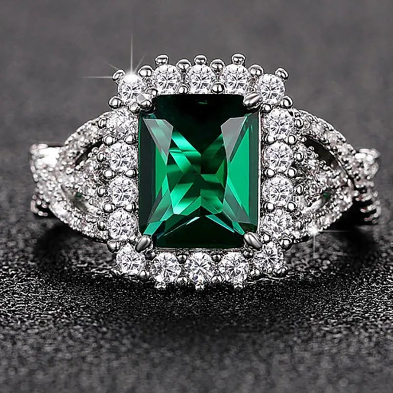 Bague rétro chic raffinée pour femme