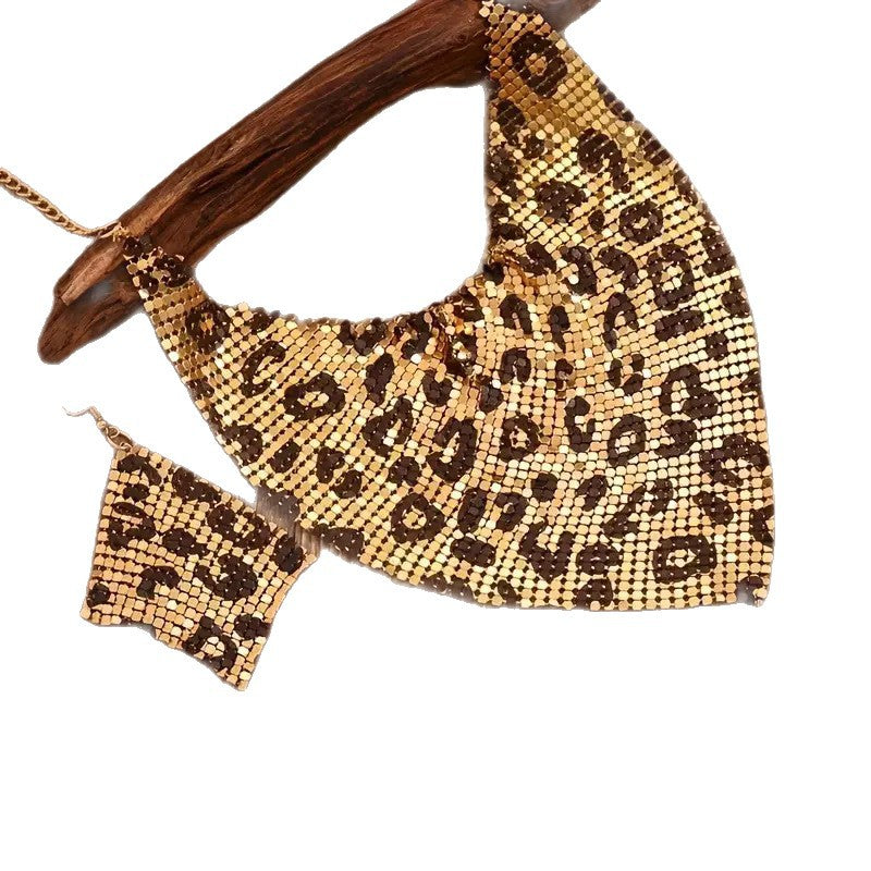 Écharpe soie sequins Oumei Liang – collier pendentif, boucles d’oreilles set festif